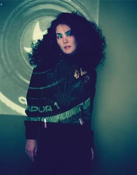 3377官网_海航集团董事长陈峰连续七年上新生入学第一课(图1) 3377官网_海航集团董事长陈峰连续七年上新生入学第一课(图1)