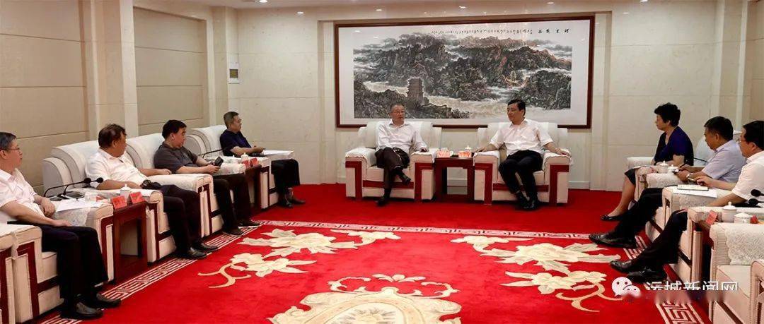 【3377体育】*
丁小强与国机团体董事长张晓仑座谈(图4)