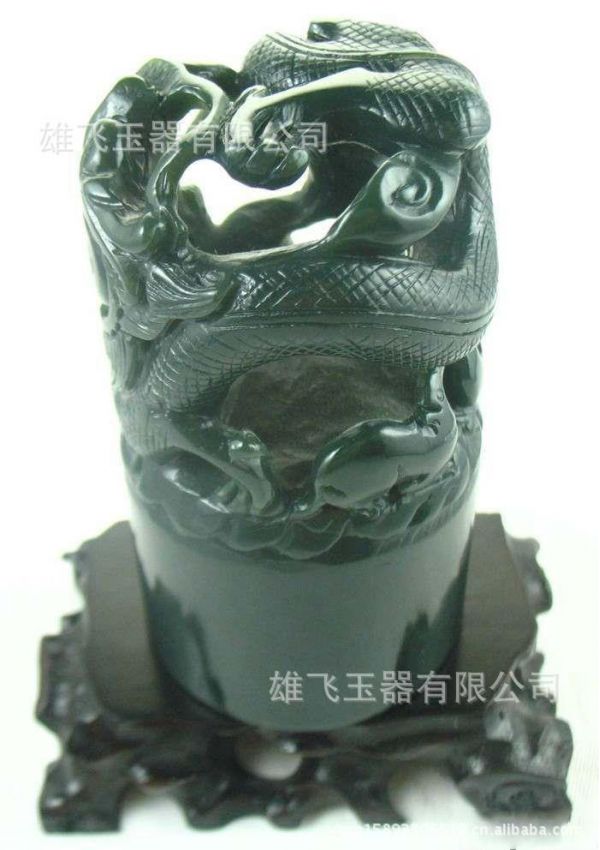 ‘3377app’“数字化”新零售让门店焕然一新 安踏重庆首家九代店亮相(图1)