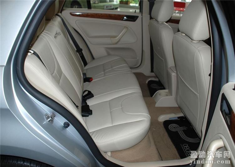 3377官网|乐高的“京味儿”北京首家乐高品牌旗舰店落地王府井商圈(图1)